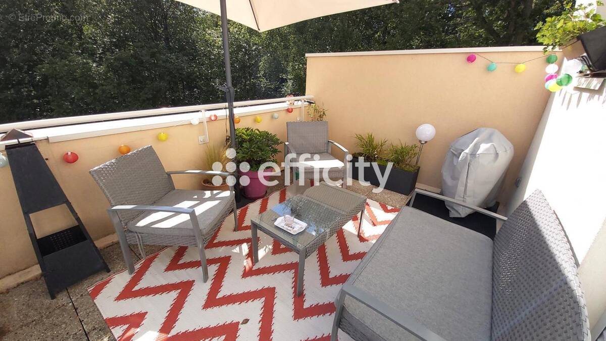 Appartement à MAUREPAS