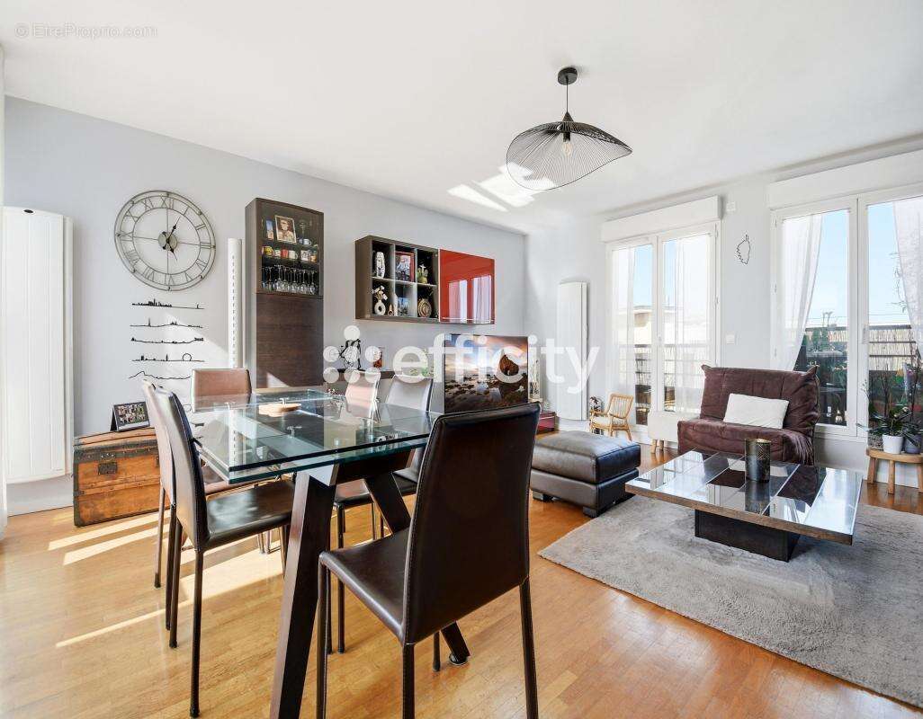 Appartement à BOIS-COLOMBES