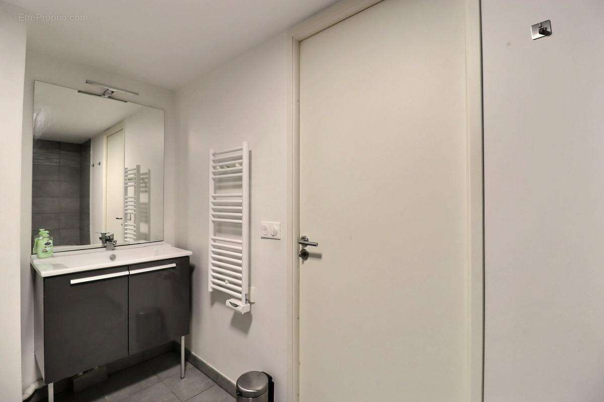 Appartement à ASNIERES-SUR-SEINE