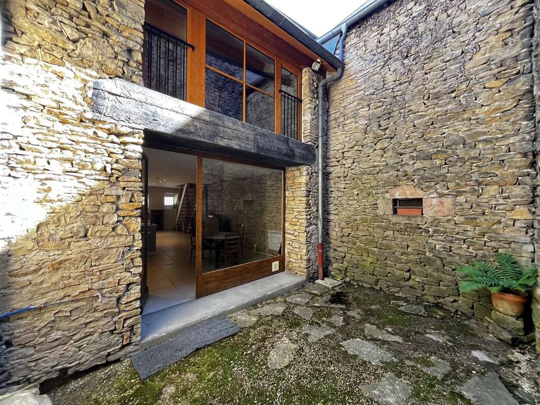 Maison à CREMIEU