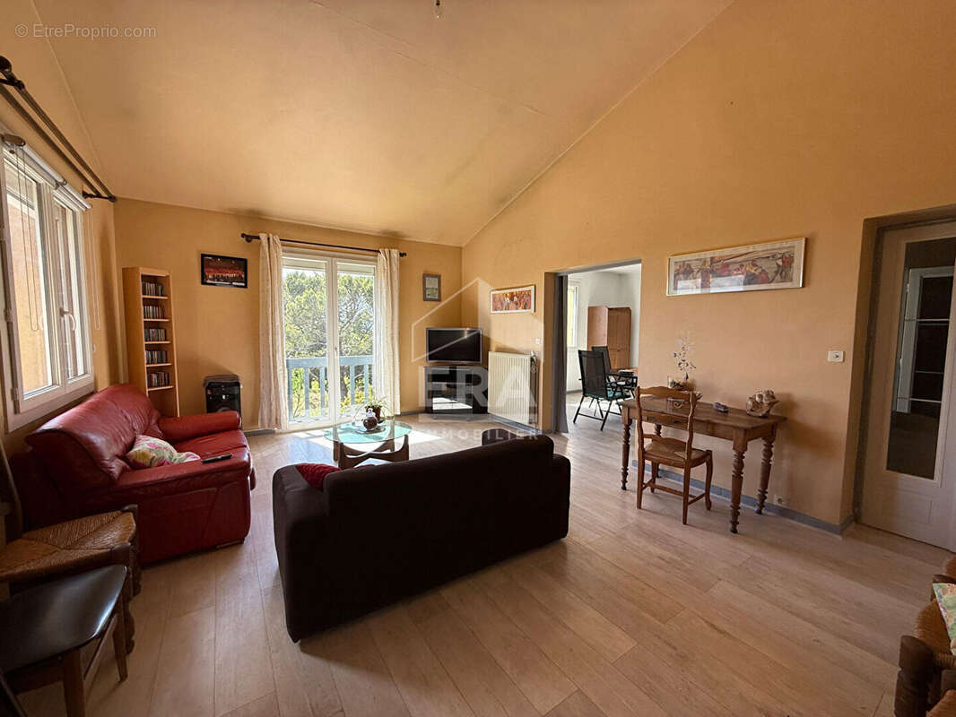Maison 200m² à châteauneuf-de-gadagne - photo 8