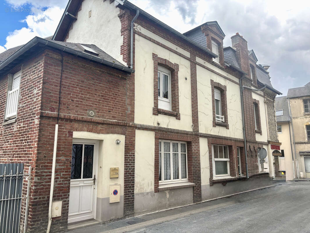 Dives-sur-Mer - Ensemble immobilier en centre-ville - photo 2