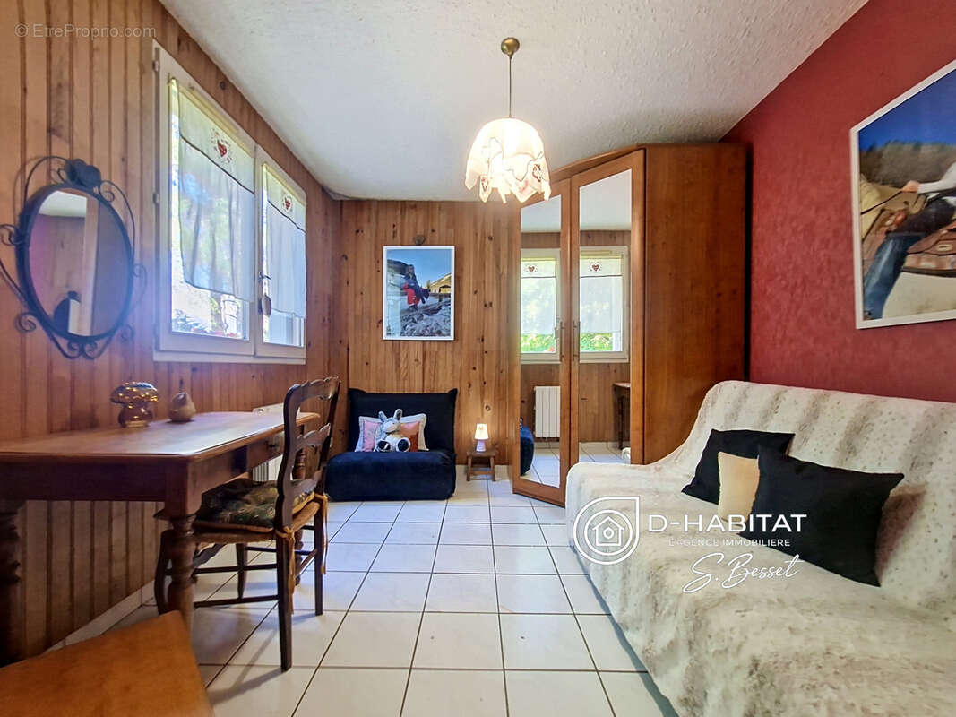 Appartement à GIERES
