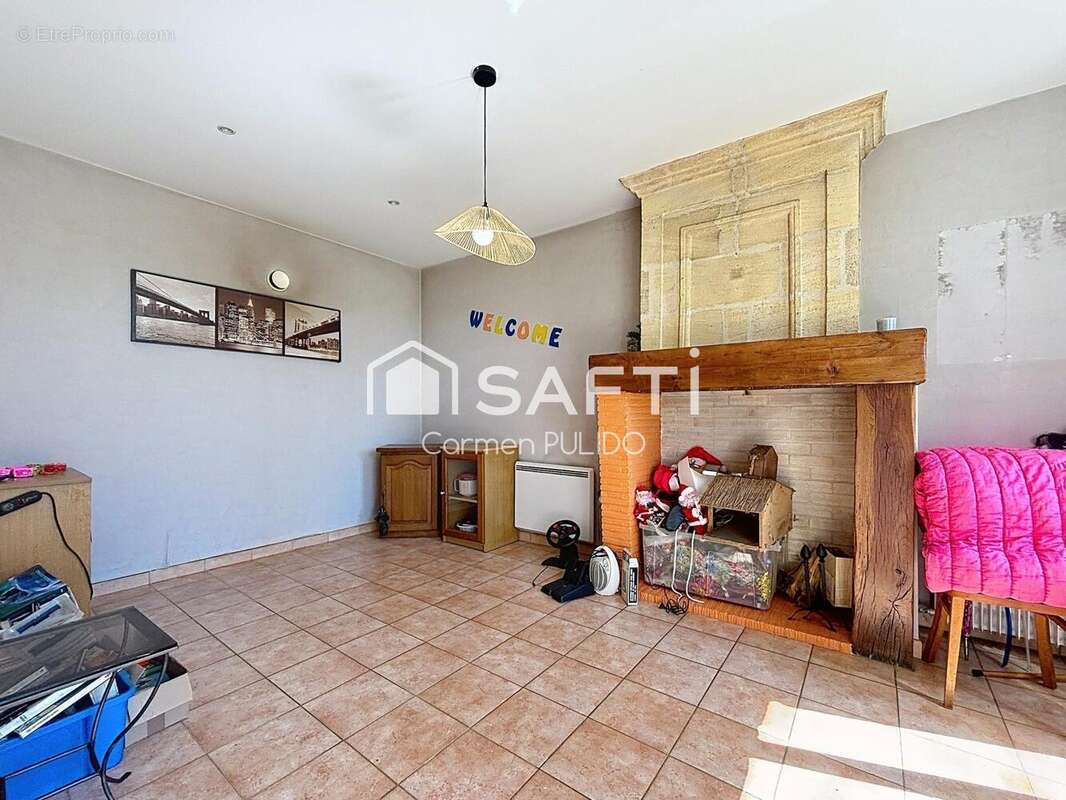 Maison 140 m² à Saint-Magne-De-Castillon  - photo 3