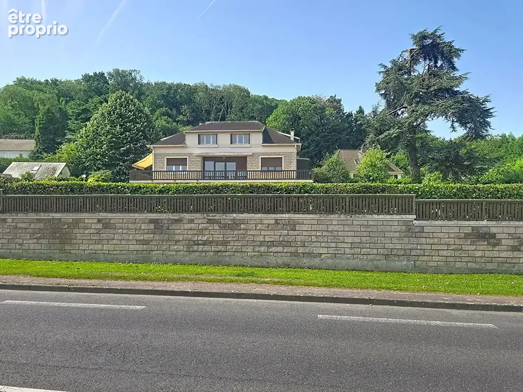 Exclusivite - la riviere saint sauveur - spacieuse maison à rafraîchir - photo 3