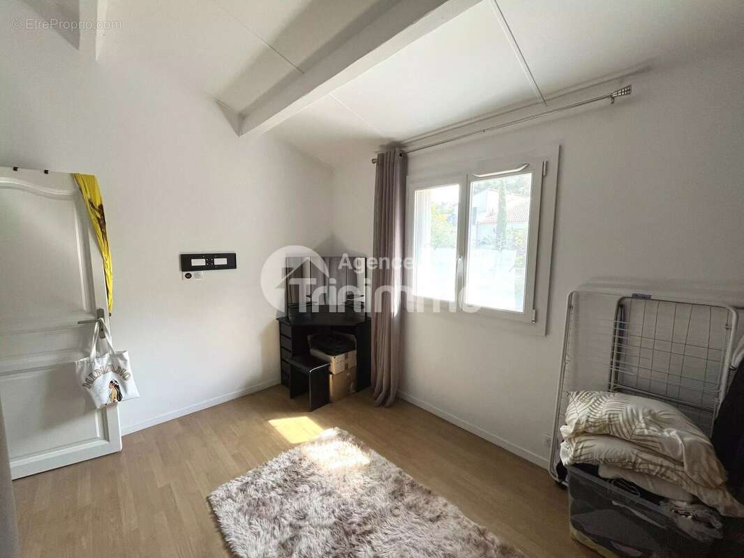 Vente appartement 3-4 pièces La Trinité - photo 7