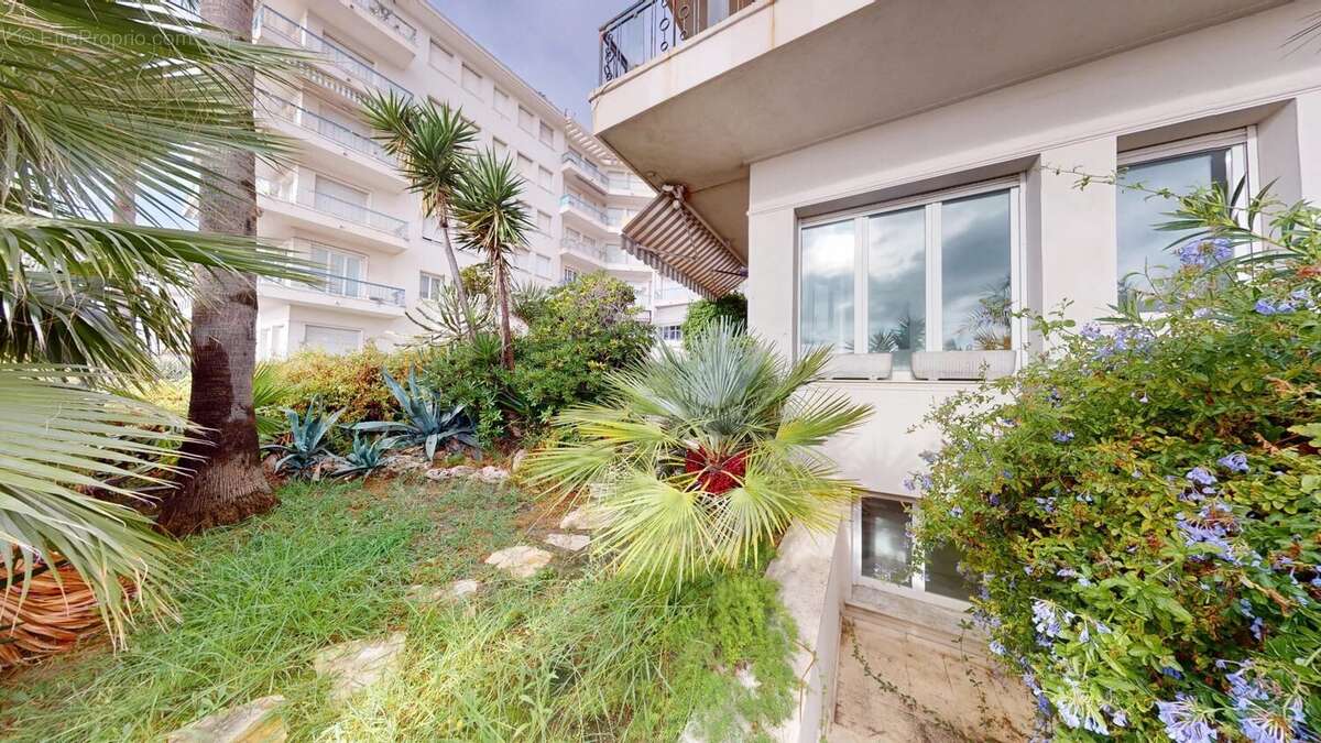 Appartement à MENTON