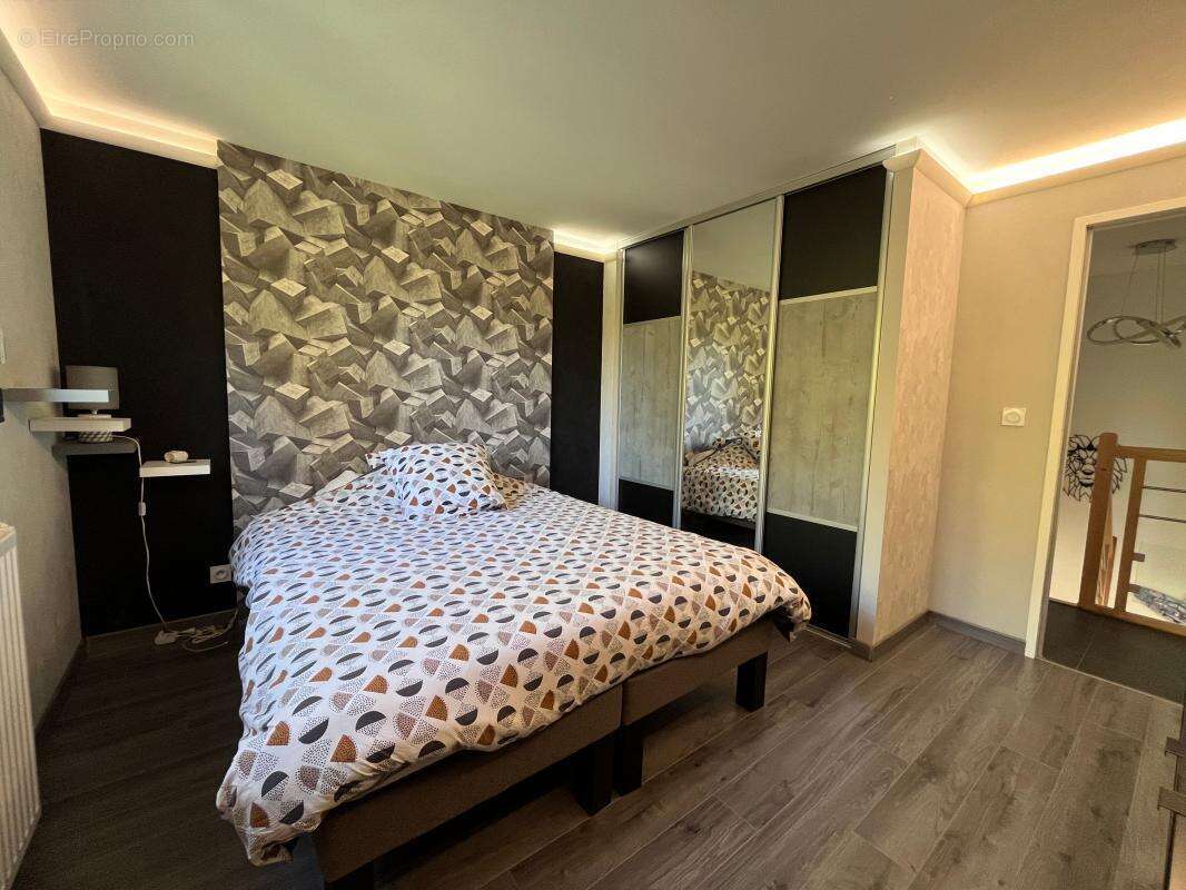 Maison à SAINT-DENIS-EN-VAL