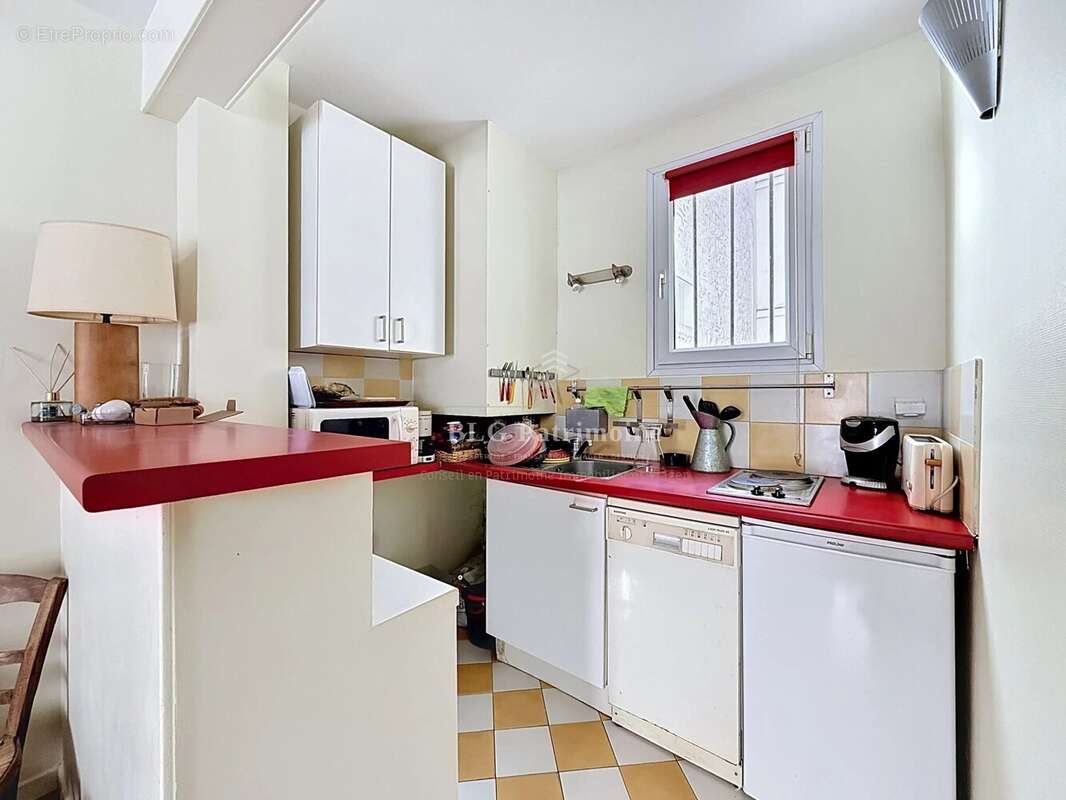 Appartement à PARIS-20E