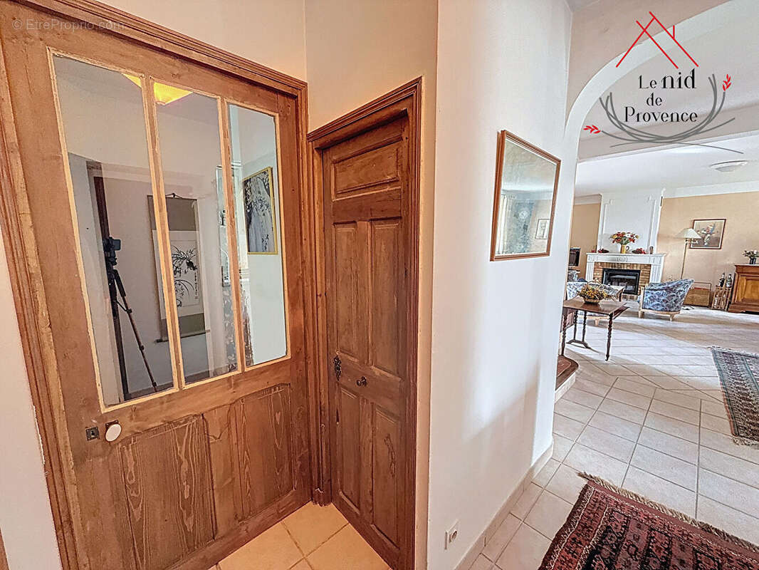 Maison à PERNES-LES-FONTAINES