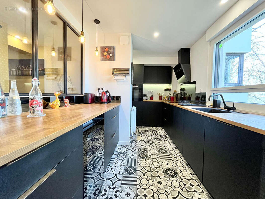 Maison à VAULX-MILIEU