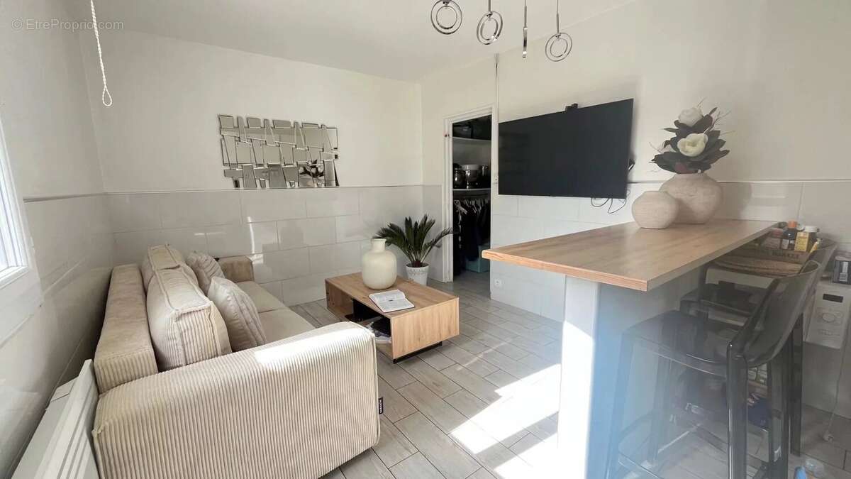 Appartement à PORT-DE-BOUC