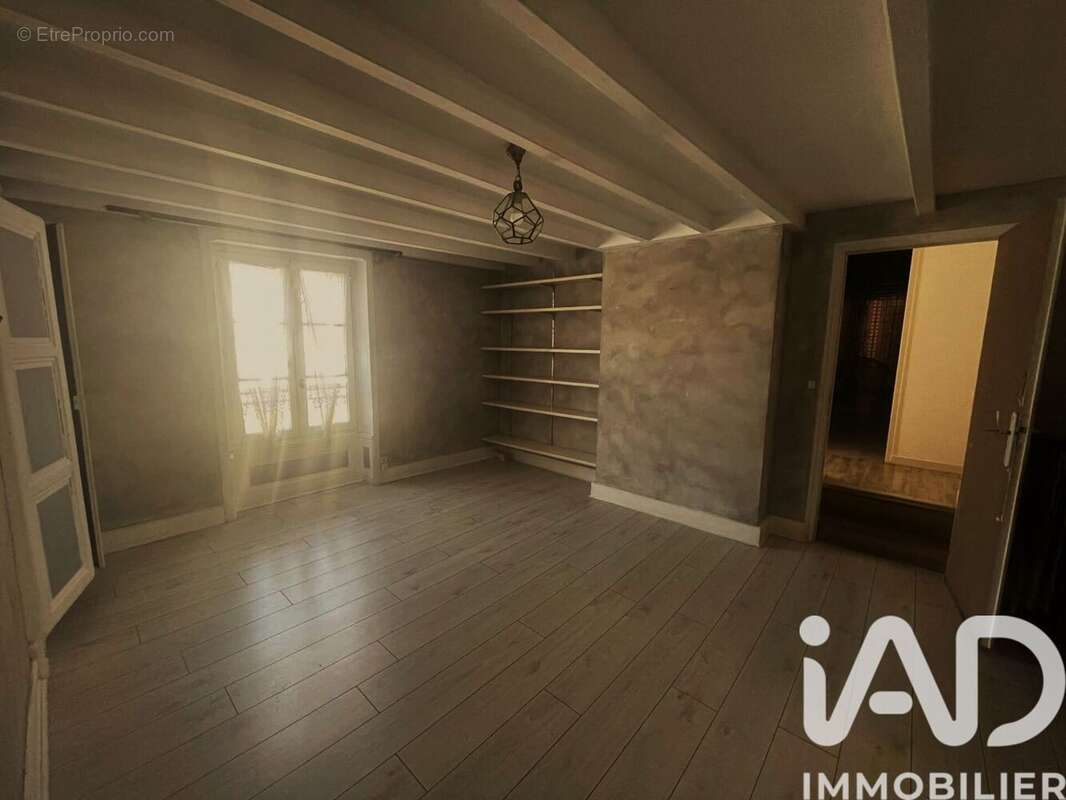 Maison 178 m² à Dommartin-Le-Saint-Pere  - photo 4