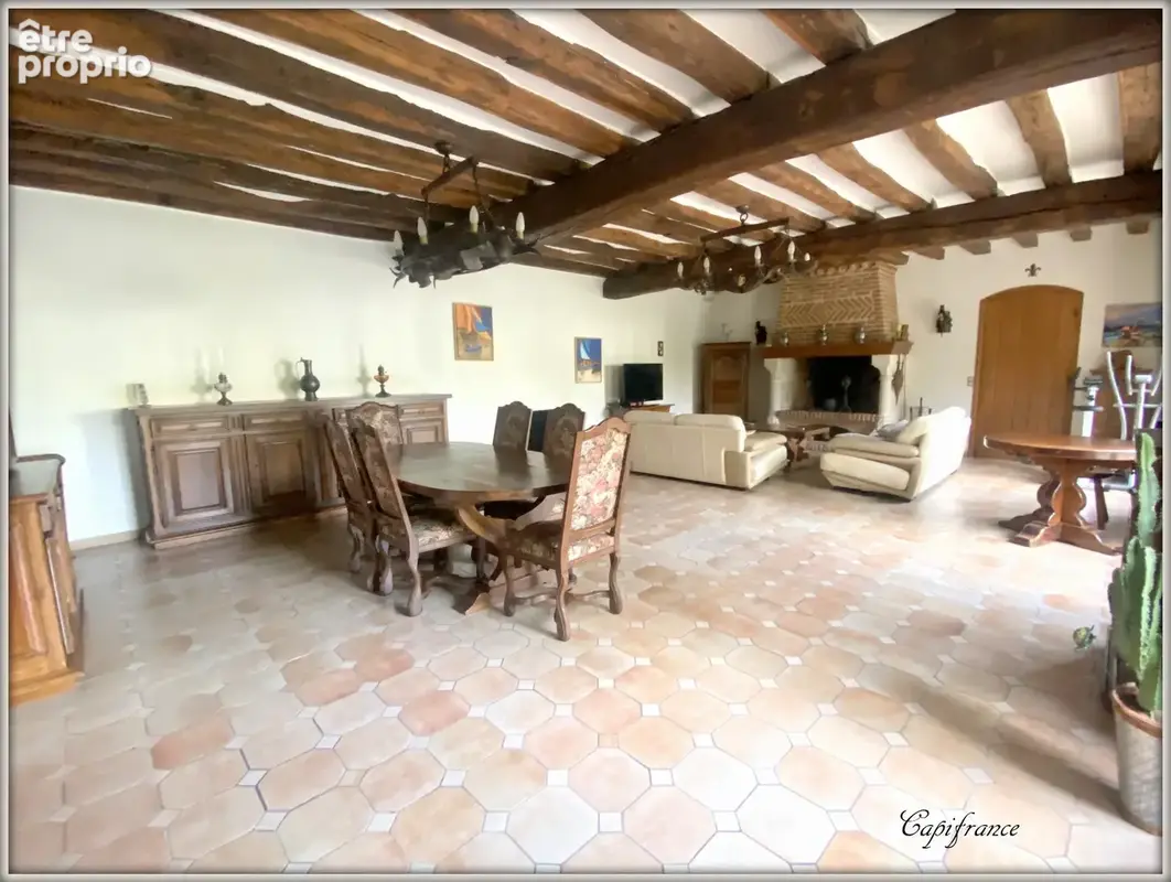Dpt  (93), à vendre  maison P6 de 255 m² - Terrain de 808,00 m² - photo 7