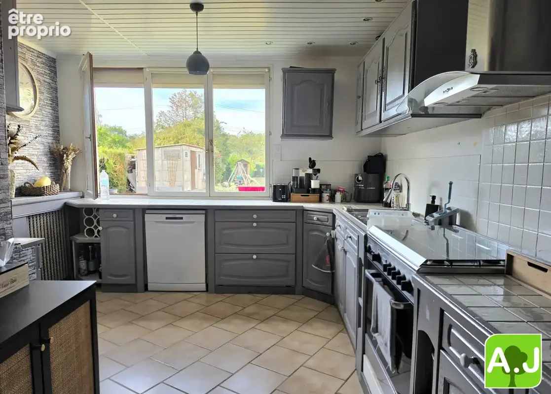 Maison 5 pièces 126 m² à vendre à Ezy-Sur-Eure (27530) - photo 5
