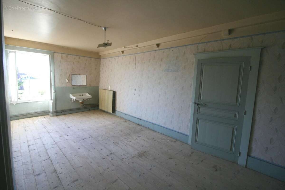 Photo 4 - Maison à LE VERNOIS