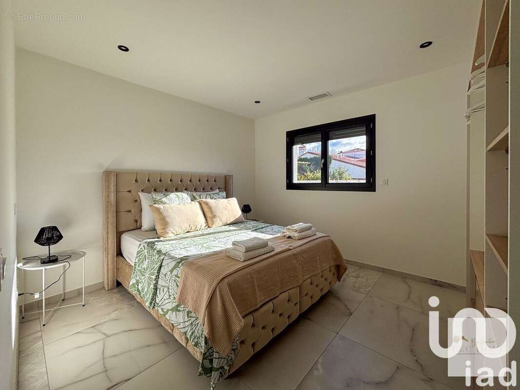 Maison 135 m² à Canohes  - photo 9