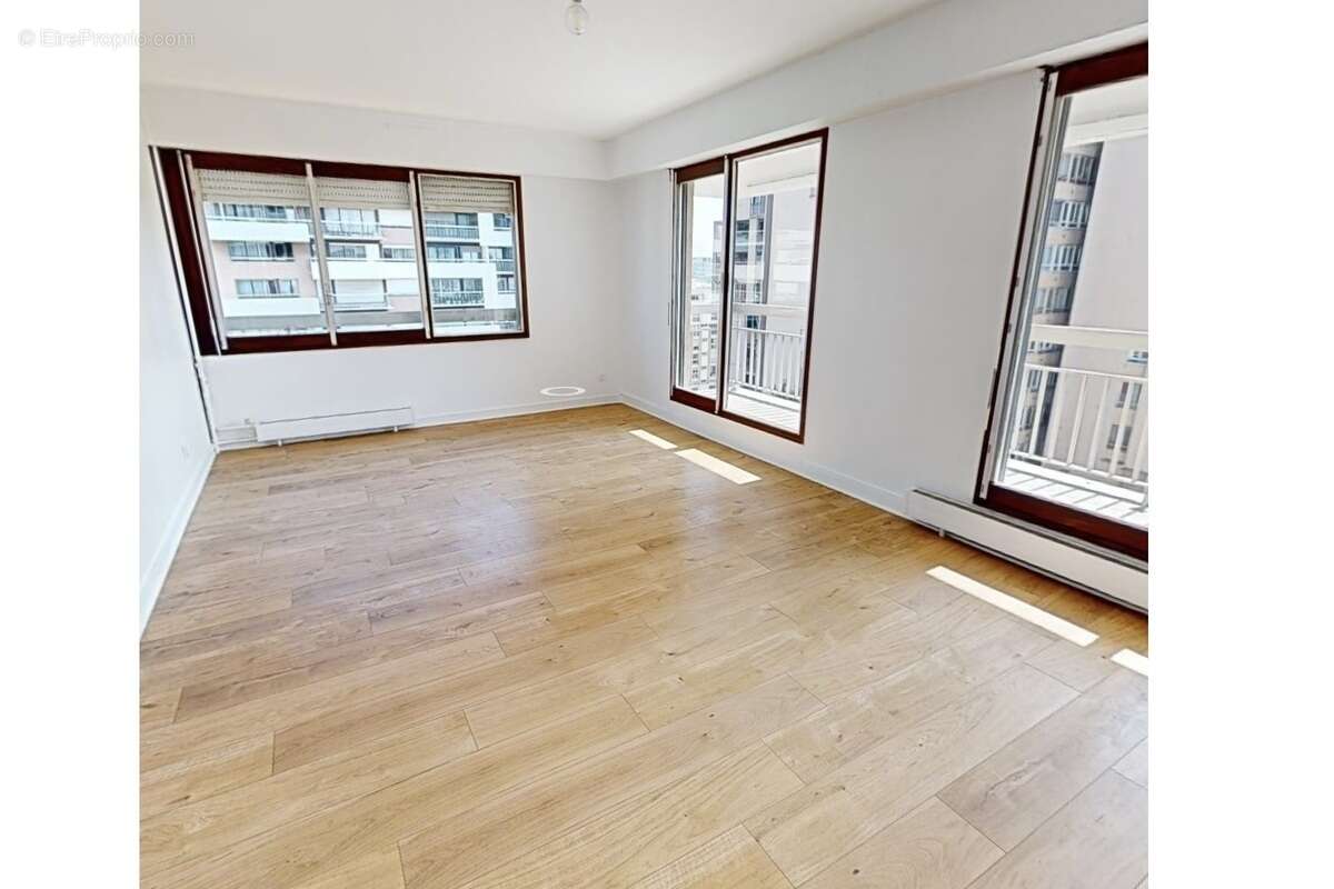 Appartement à PARIS-19E