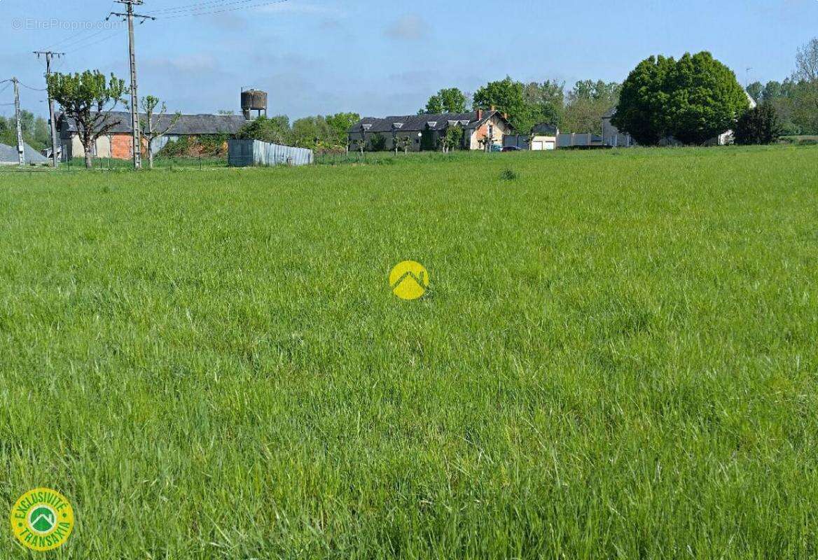 Terrain à CHATEAUROUX