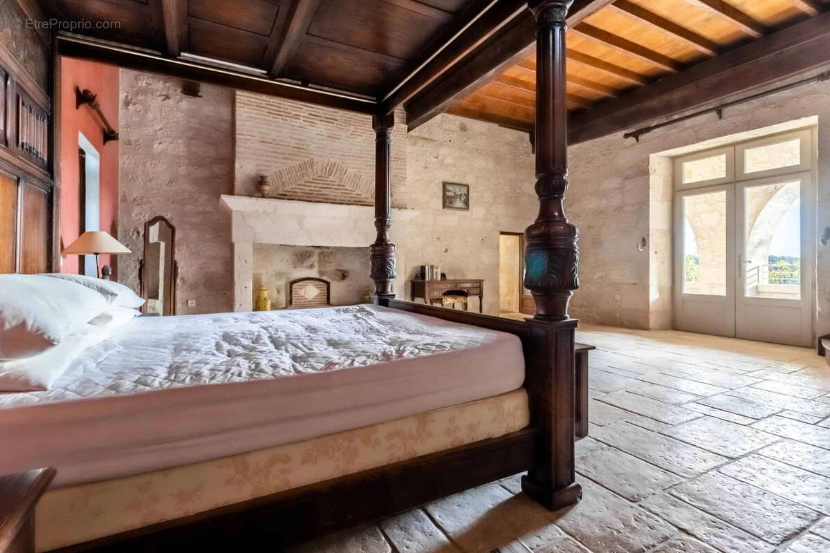 Chateau Estate - photo 12