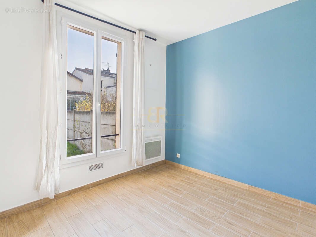 Appartement à COLOMBES