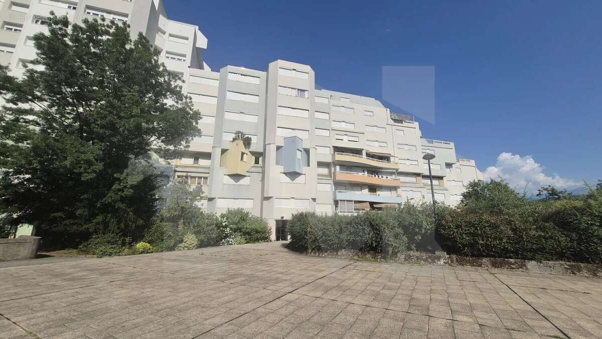 Appartement à ECHIROLLES