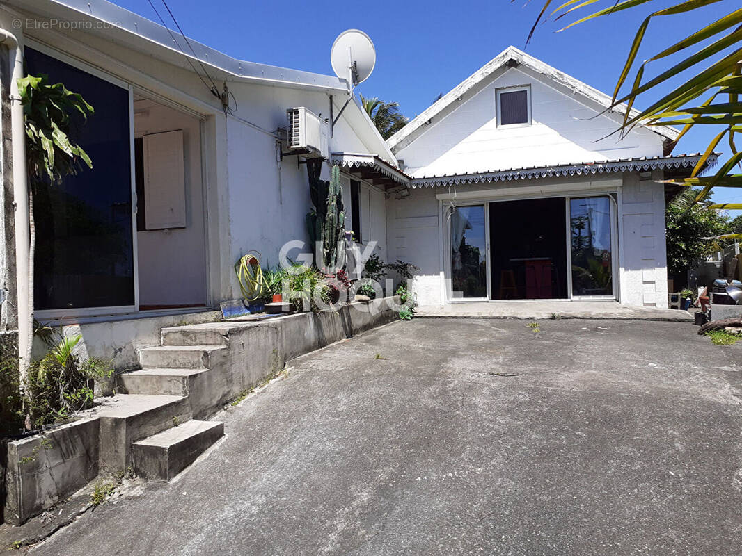 Maison à SAINT-BENOIT