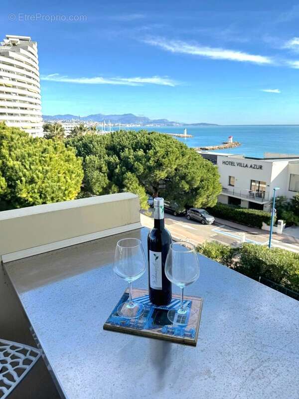 Appartement à VILLENEUVE-LOUBET