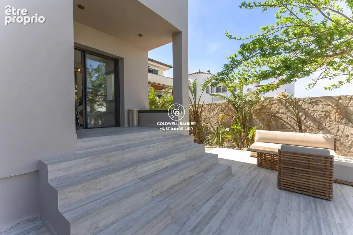 Villa contemporaine avec piscine sur le canal d'empuriabrava - photo 14