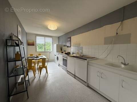 Appartement à SAINT-ETIENNE