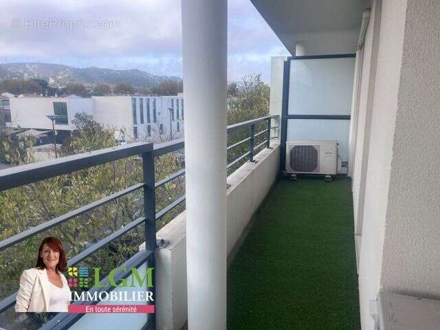 Appartement à CHATEAUNEUF-LES-MARTIGUES