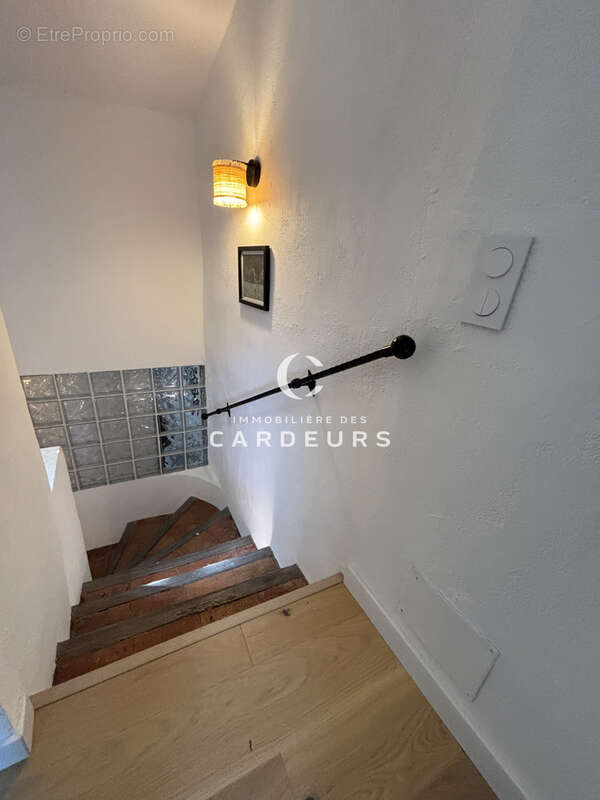 Vente appartement de type 2 avec terrasse, Aix en Provence, centre ville. - photo 18