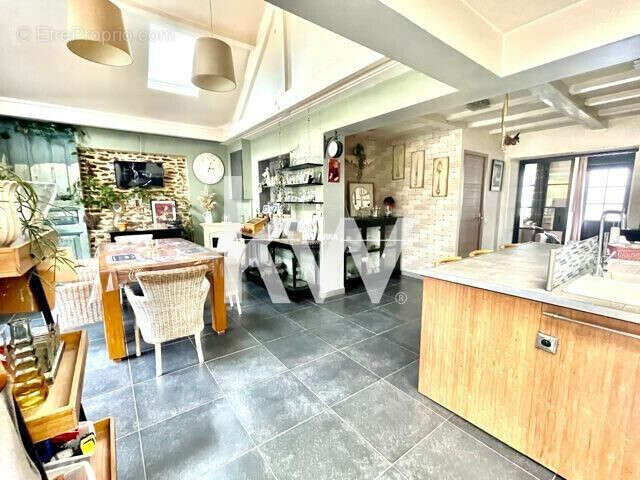 Maison 159 m² à Conde-Sur-L'escaut  - photo 6