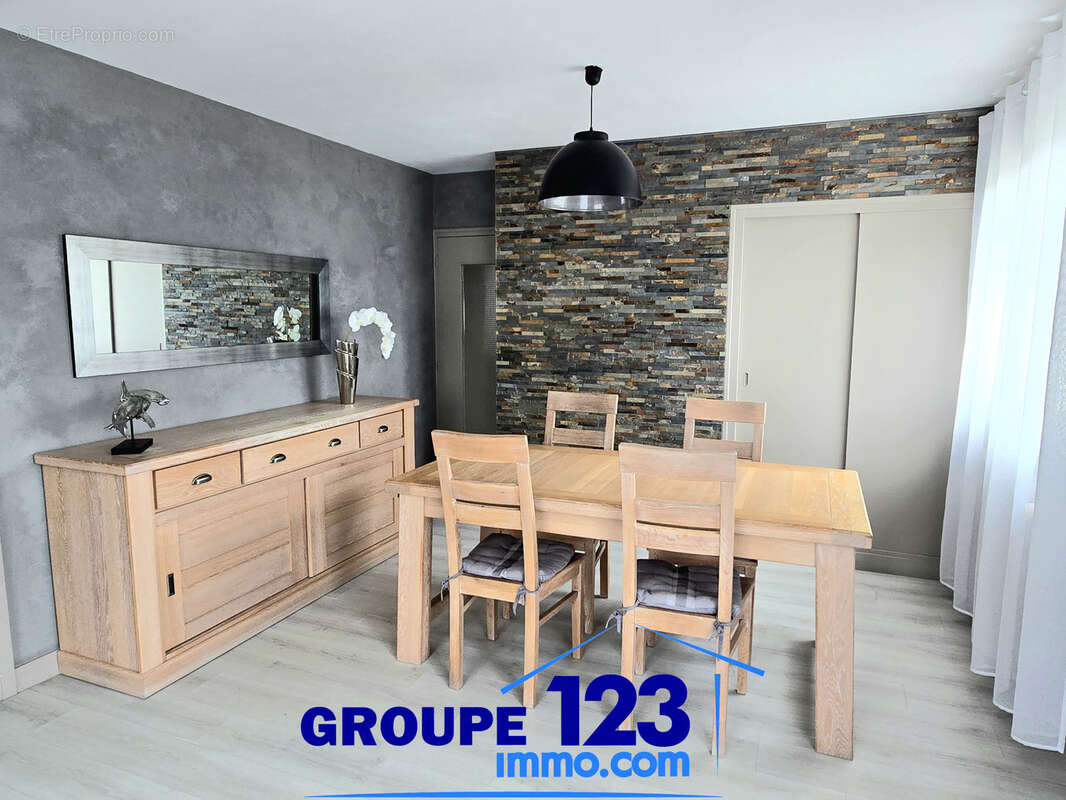 SAINT-GEORGES-SUR-BAULCHE  - Maison familiale 4 chambres, avec terrasse, sous-sol complet et double garage - photo 4