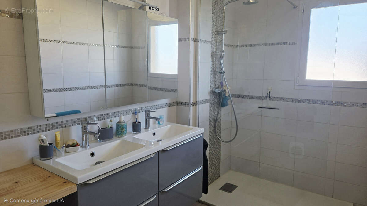 Maison à SAINTE-TERRE