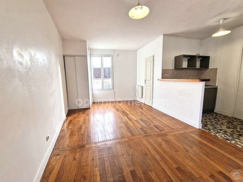 Appartement à ARPAJON