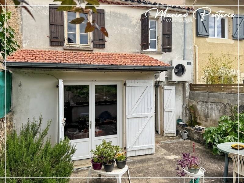 Maison à CASTERA-VERDUZAN