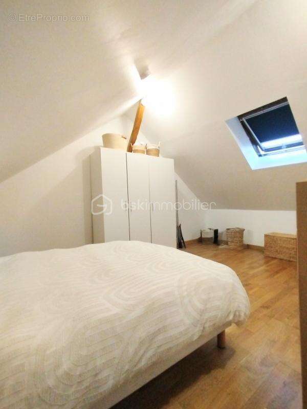 Appartement à DAMMARIE-LES-LYS