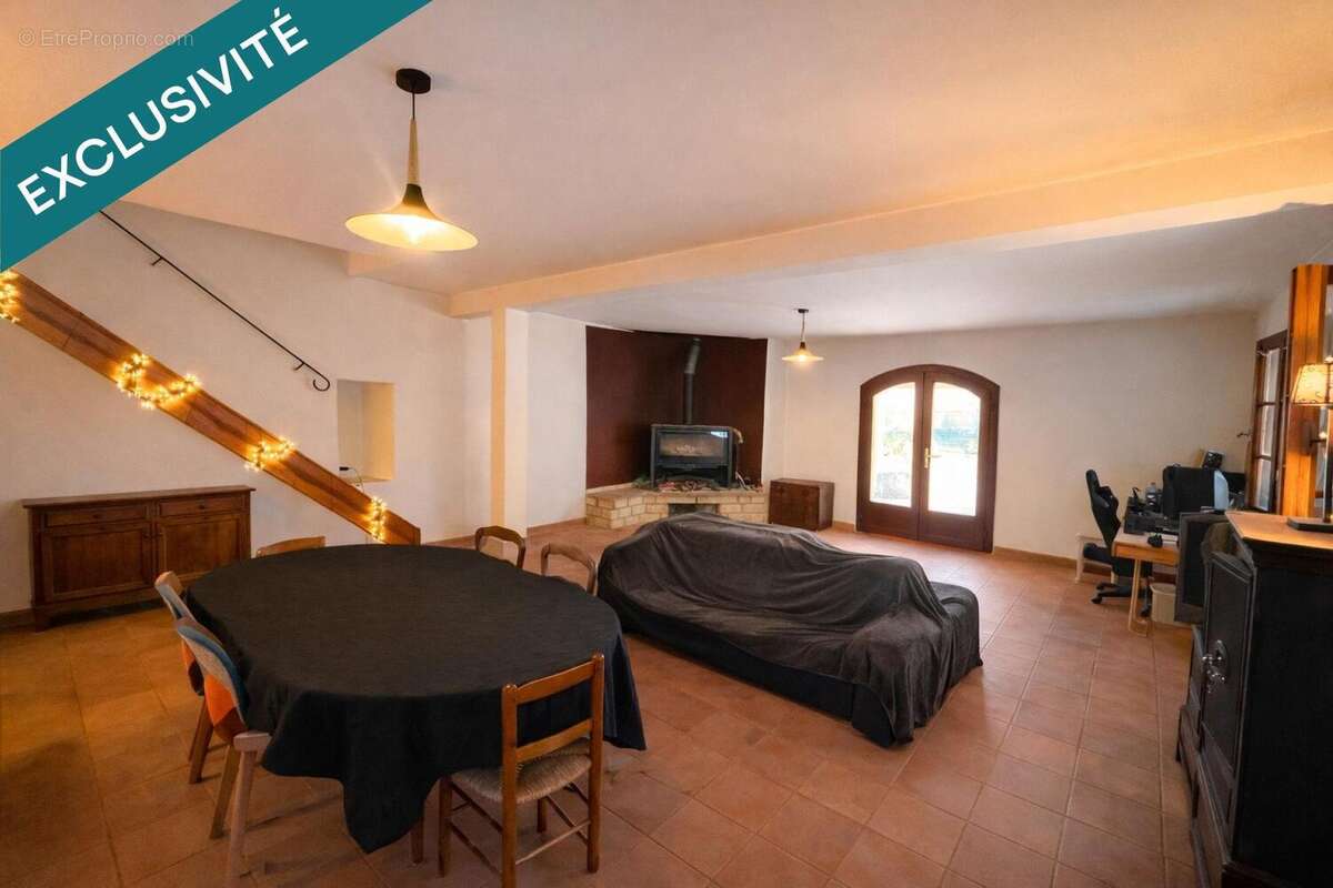 Maison 157 m² à Simiane-La-Rotonde  - photo 5