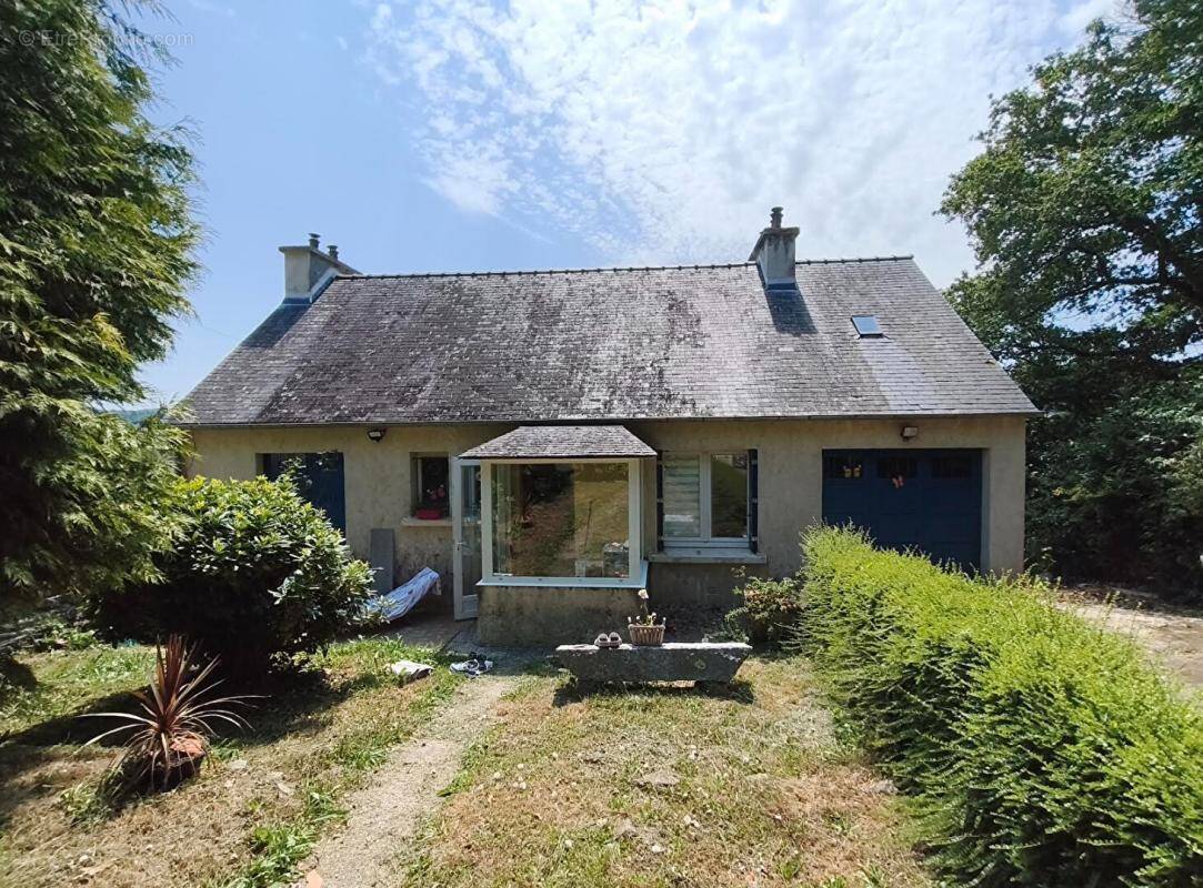 Maison à SAINT-GOAZEC