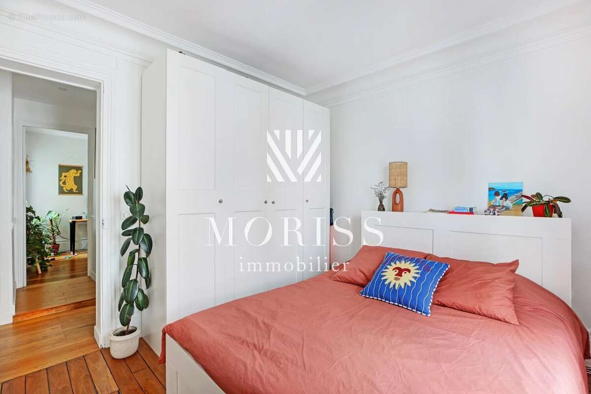 Appartement à PARIS-18E