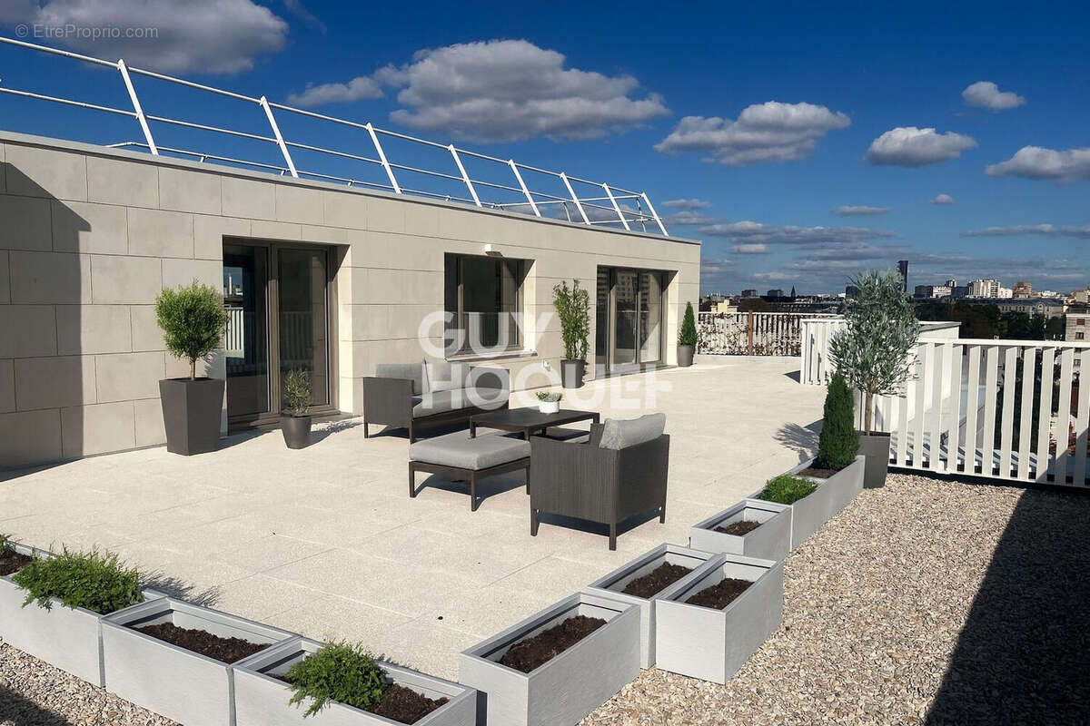 Appartement à ISSY-LES-MOULINEAUX