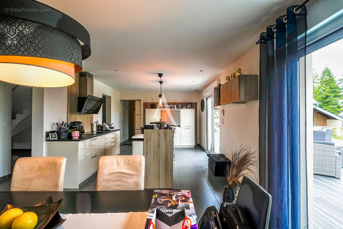 Maison d'architecte avec piscine - Pool House équipé -Prestations haut de gamme - Montlouis-sur-Loire - photo 9