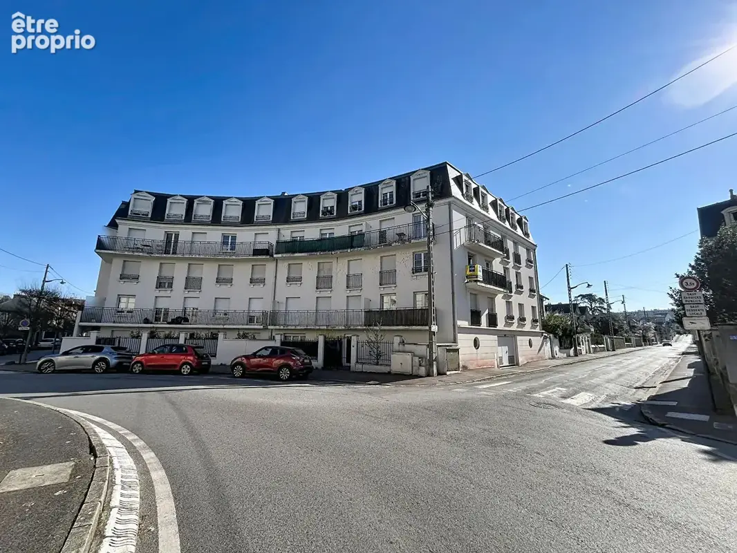 Appartement à CORBEIL-ESSONNES