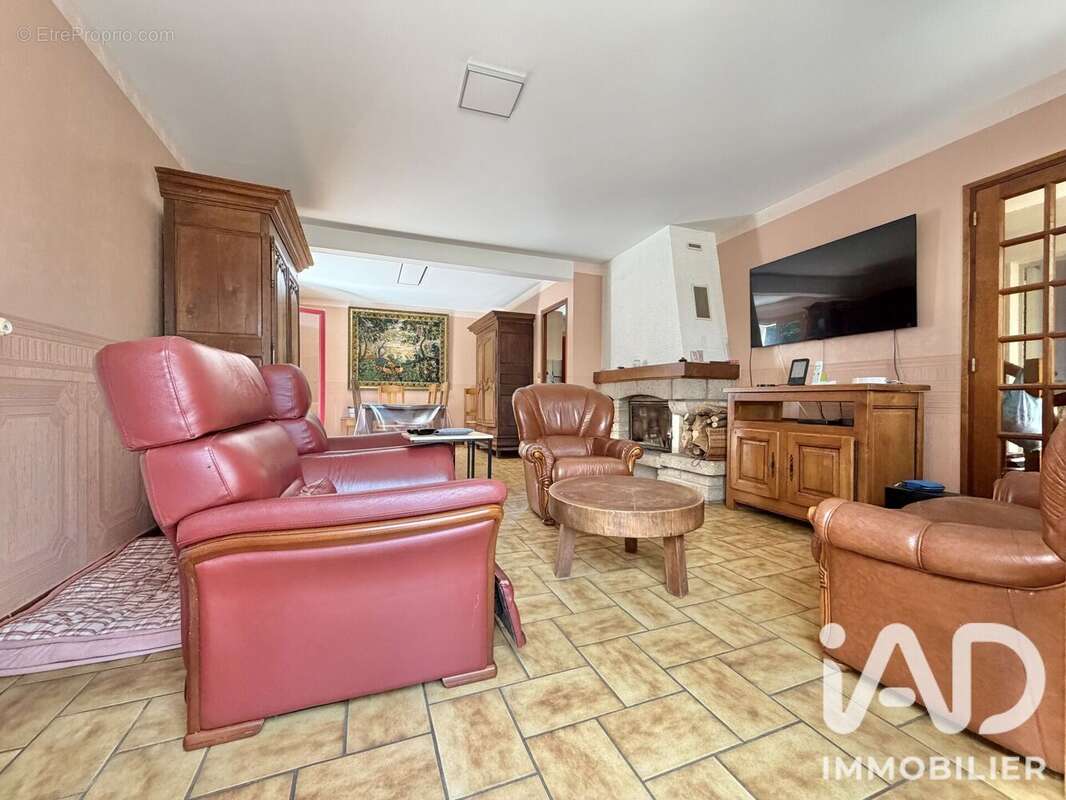 Maison 116 m² à Tourville-Sur-Sienne  - photo 7