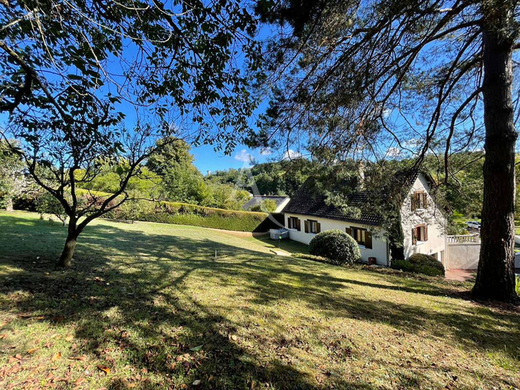 Maison à MONTRICHARD