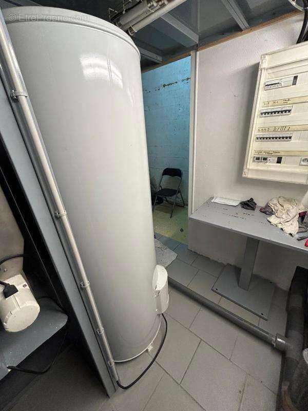 Commerce à MAROLLES-EN-BRIE