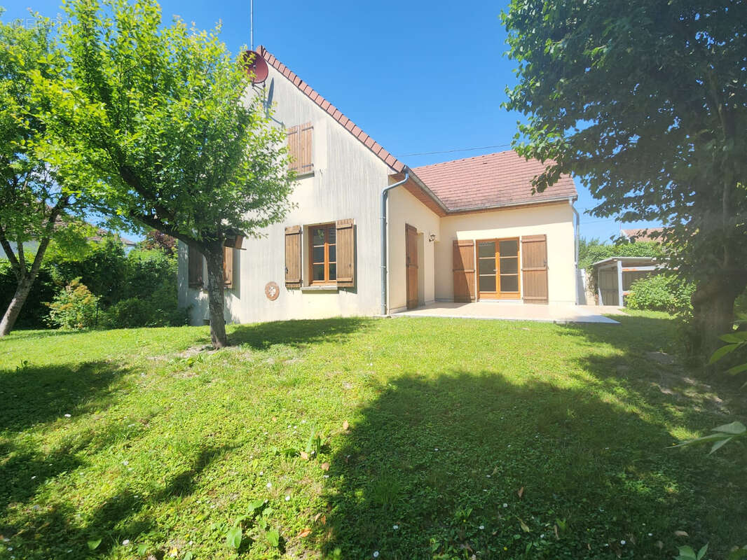 Maison individuelle lumineuse aux beaux volumes - photo 15