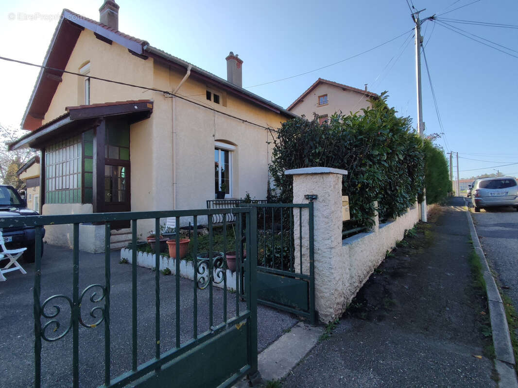 Maison à ROCHE-LA-MOLIERE