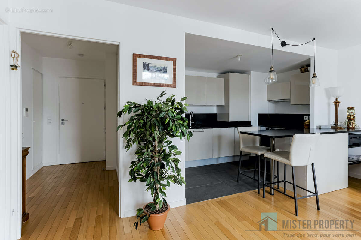 Appartement à RUEIL-MALMAISON